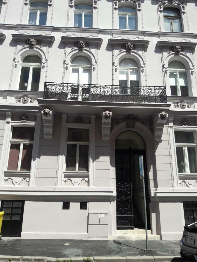 Lucas Apartment - Self Check-In Bratislava Exterior photo